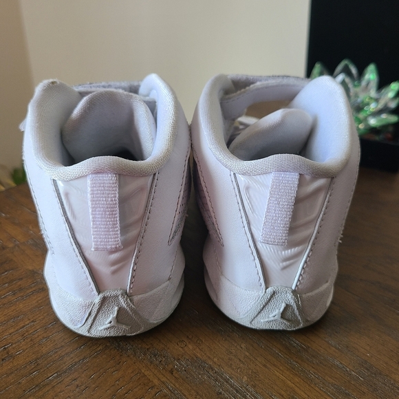 NIKE Jordan TD B'Loyal Kids Shoes - Picture 6 of 9